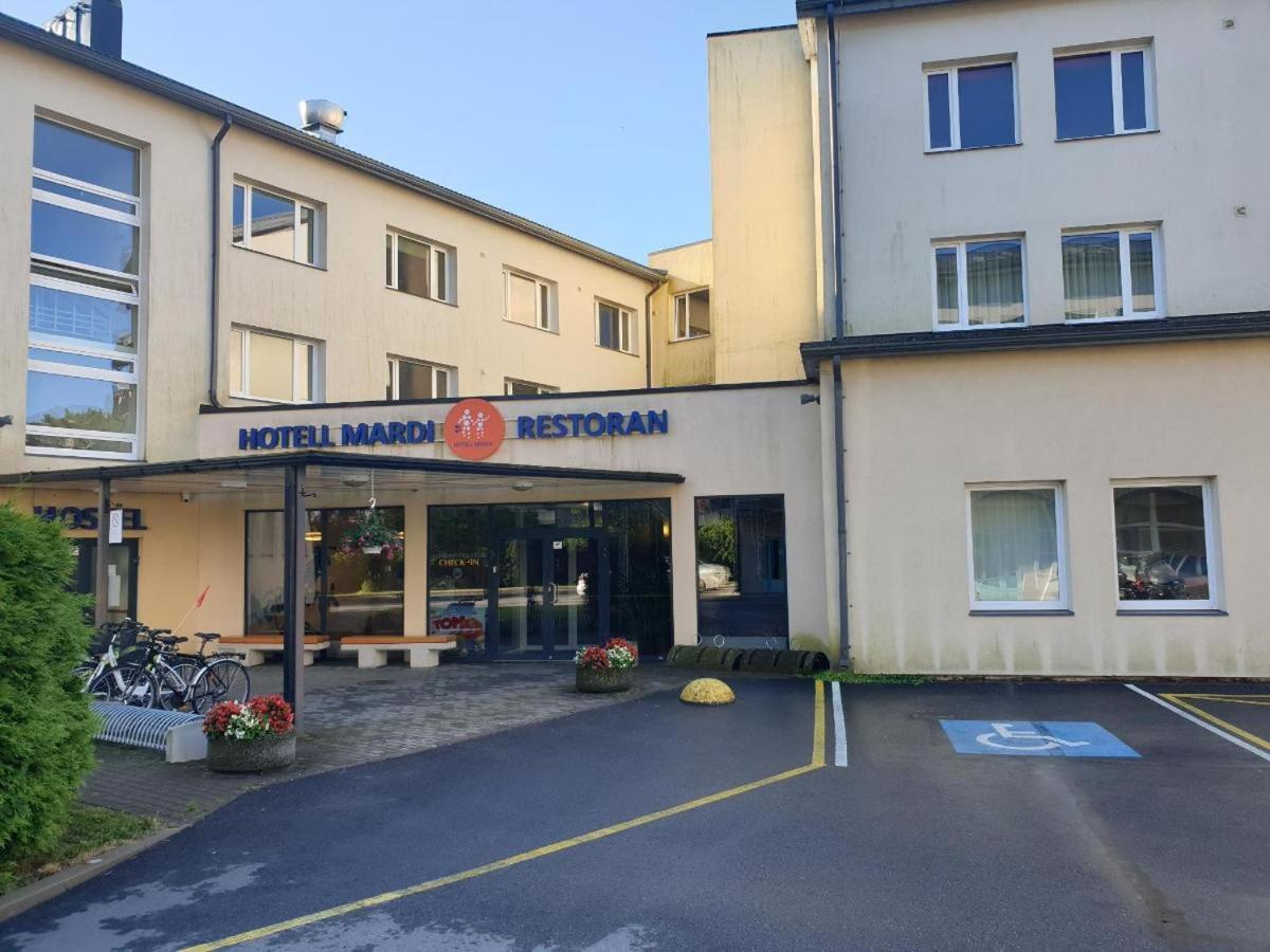 Mardi Hotel Курессааре Экстерьер фото