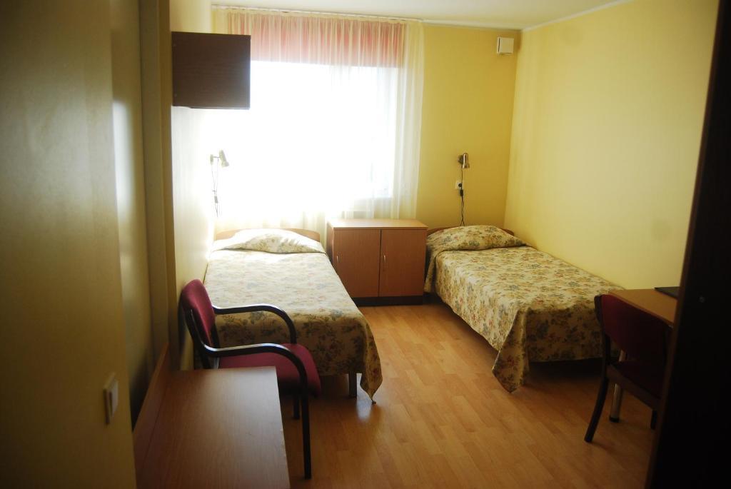 Mardi Hotel Курессааре Экстерьер фото