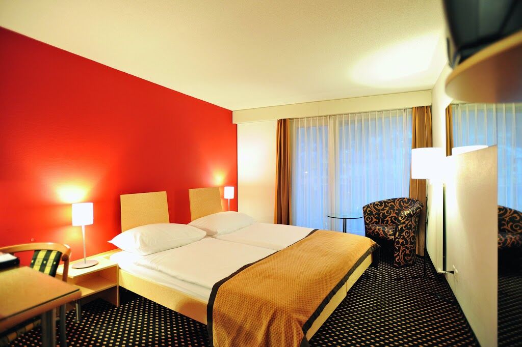 Mardi Hotel Курессааре Экстерьер фото